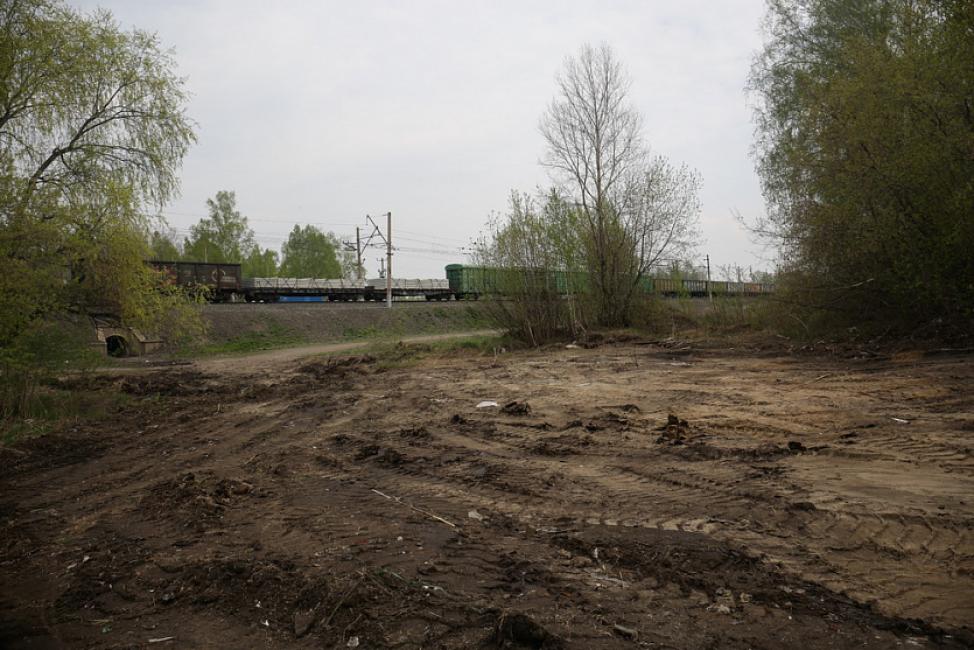 В районе «Пригородного простора» начали строить железнодорожную платформу