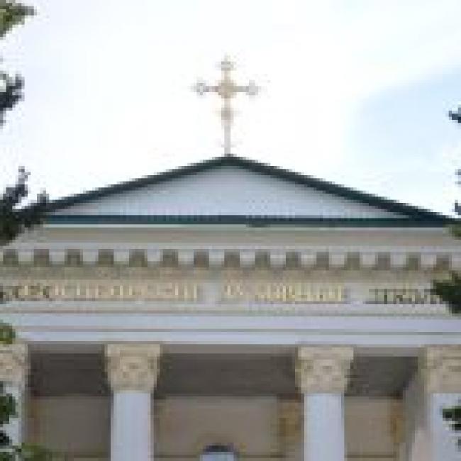 Расписание богослужений в главном храме города Обь 30 июня — 6 июля-2025