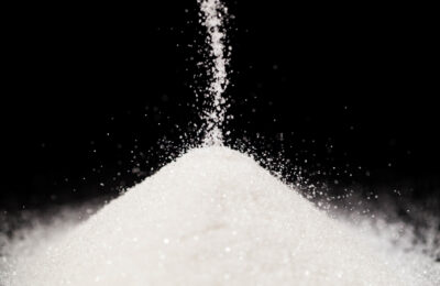 Более 500 тонн сахара завезут в Новосибирскую область