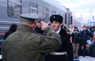 В Новосибирскую область прибыли кадеты из ДНР для учебы в Сибирском кадетском корпусе