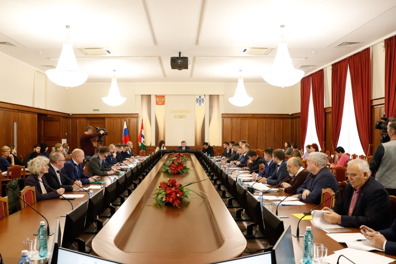 В Заксобрании Новосибирской области обсудили планы выполнения наказов в 2023 году