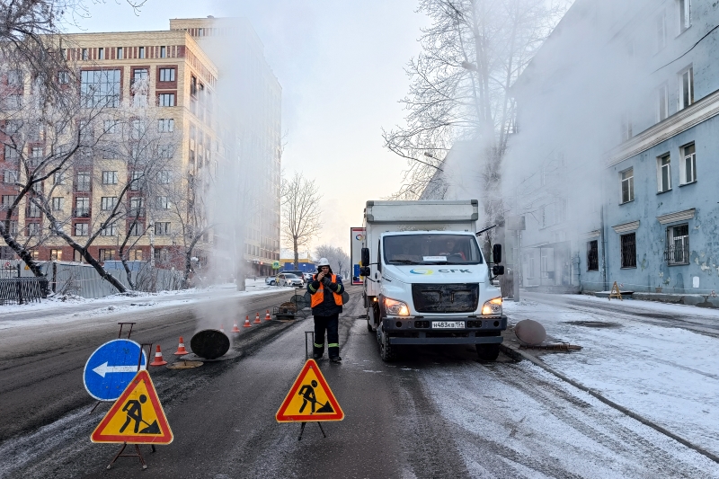 Губернатор Андрей Травников поручил главам муниципалитетов оперативно устранять коммунальные аварии