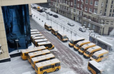 Новый школьный автобус пополнил автопарк города Оби