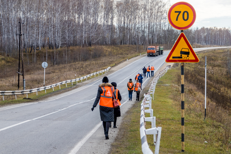 Дороги без контроля не построить: меньше замечаний стали выявлять при возведении дорог в Новосибирской области