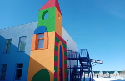 Новый детский сад почти на 300 мест открылся в селе Толмачево рядом с Обью