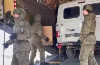 Внедорожники и мобильные печи: правительство Новосибирской области отправило гуманитарный груз бойцам в зону СВО