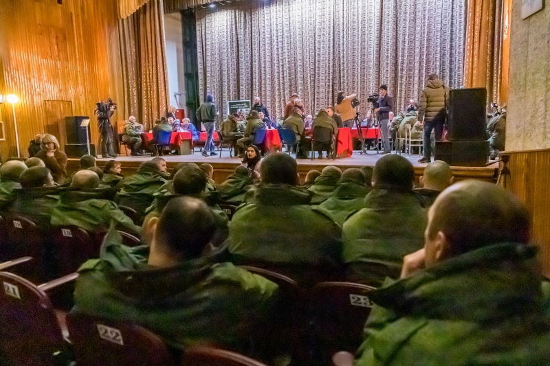 О льготах для бойцов в зоне СВО рассказал глава Социального фонда России по Новосибирской области
