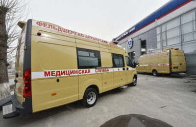Передвижные медкомплексы с отечественным оборудованием получили больницы Новосибирской области