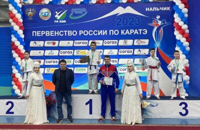Золото и серебро завоевали обчане в первенстве России по каратэ среди детей