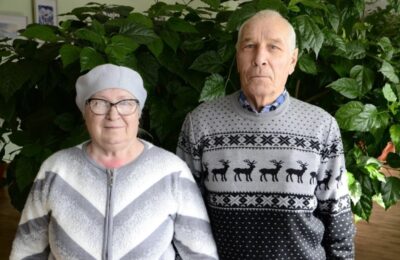 Супружеская пара из Оби отметила редчайшую «бриллиантовую» свадьбу — обчане живут вместе уже 60 лет