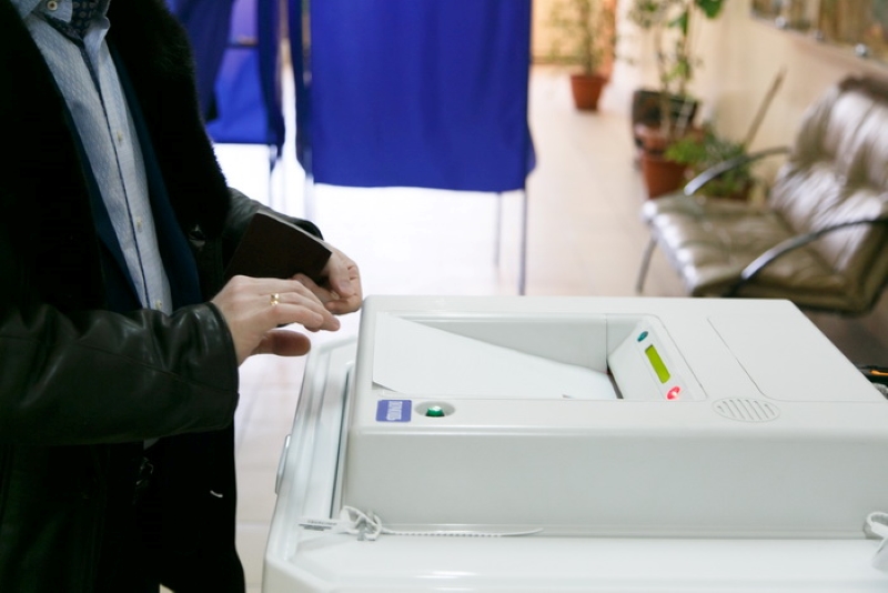 Число кандидатов на выборы губернатора Новосибирской области сократилось до четырех
