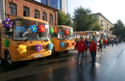 Новые школьные автобусы прибудут в Новосибирскую область до конца 2023 года