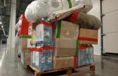 Две 20-тонные фуры с гуманитарной помощью отправились из Новосибирской области в зону проведения СВО