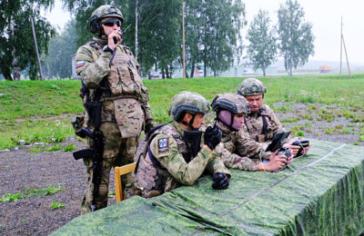 Армия за две недели в «Звезде»: губернатор Травников посетил центр дополнительной подготовки