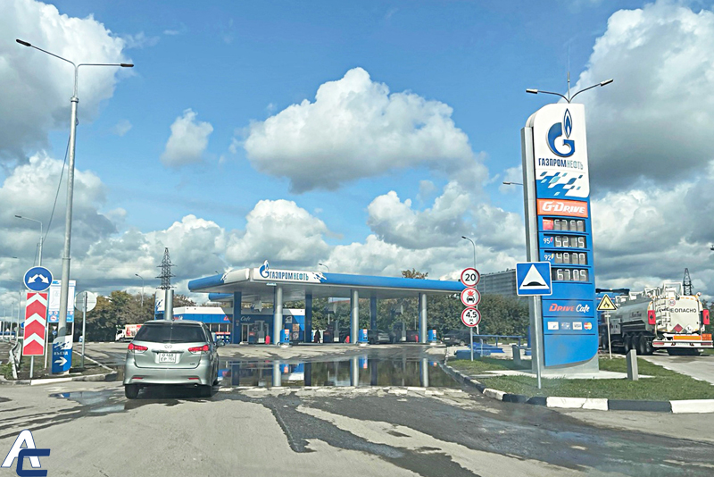 За пределами здравого смысла: Ценами на бензин в Новосибирской области обеспокоены депутаты Заксобрания