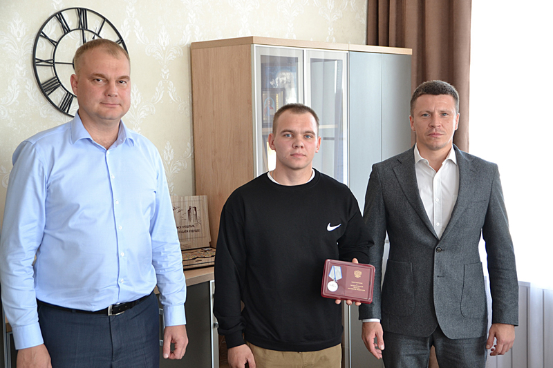 Медалью «За отвагу» награждён участник СВО из города Обь Владислав Наумов