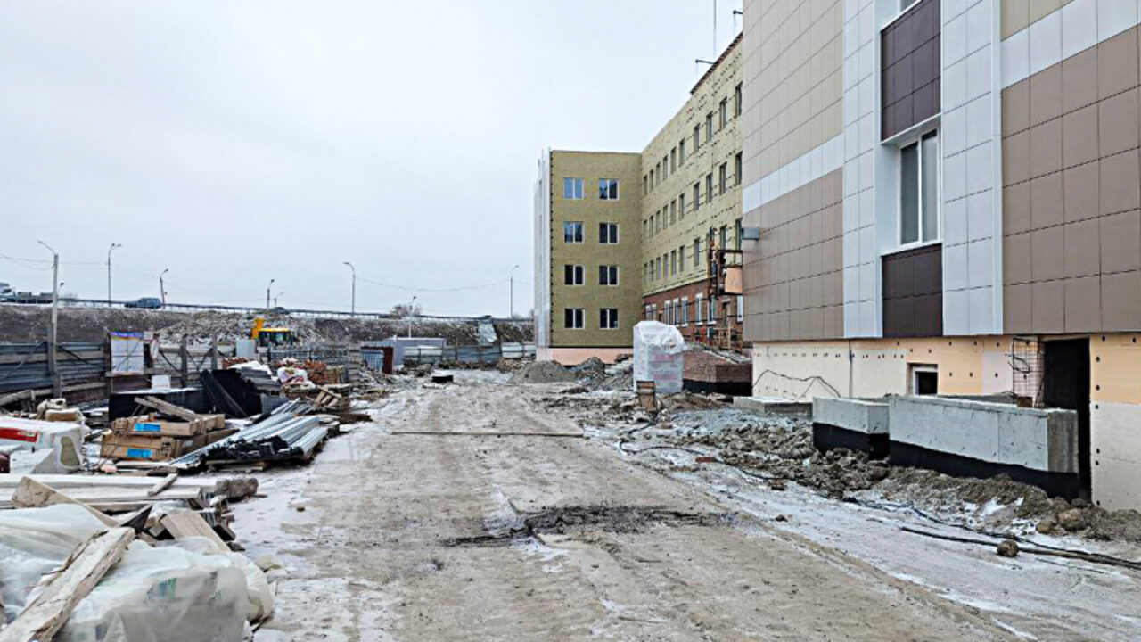 Новую поликлинику в городе Обь оснастят технологичным оборудованием и  укомплектуют кадрами - Аэро-Сити