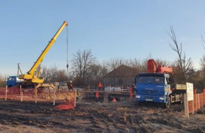 Два новых ФАПа начали возводить в Беловодском районе ЛНР строители из Новосибирской области