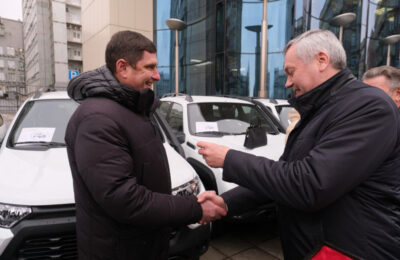 Ключи от автомобилей вручили лучшим аграриям Новосибирской области