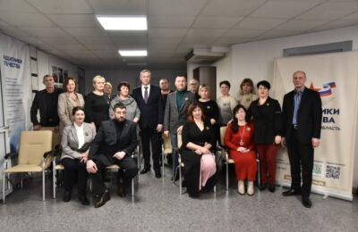 Андрей Травников поблагодарил за помощь участникам СВО и их семьям Комитет семей воинов Отечества