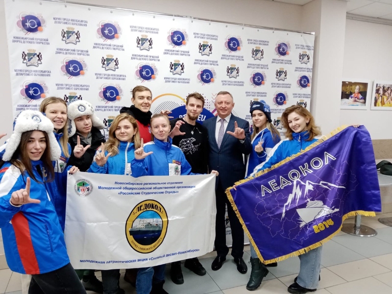 «Снежный десант» высадился в Новосибирской области: более 300 участников помогут жителям региона