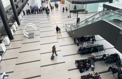 Более 60 паспортов отобрали пограничники у пассажиров аэропорта «Толмачёво»
