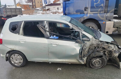 Пассажирка «Хонды» пострадала в ДТП на улице Станционной в городе Обь