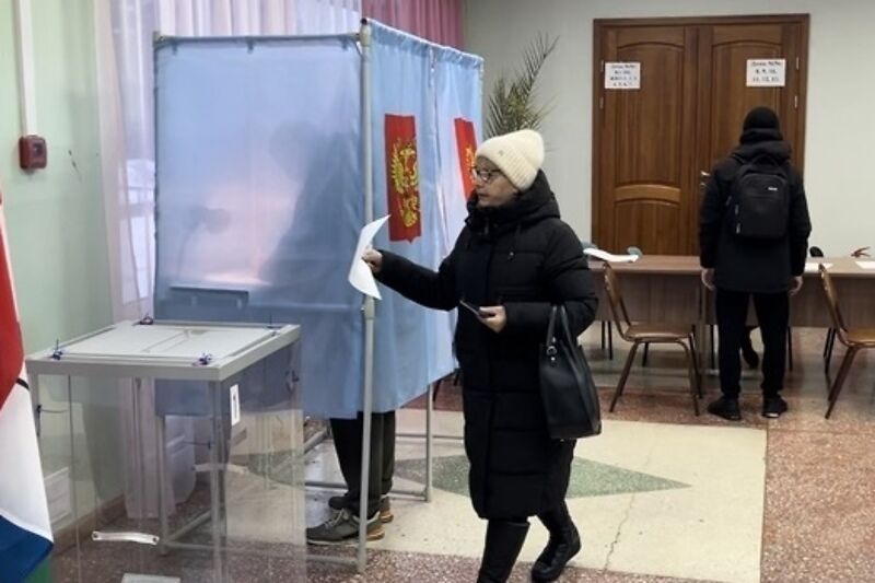Избирательные участки открылись в Оби под Новосибирском утром 15 марта