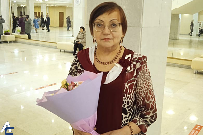 Звание Почётного работника культуры Новосибирской области присвоено педагогу из Оби