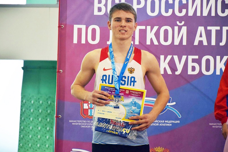 Юные легкоатлеты из Оби успешно выступили на кубке Зеленцовой в Омске