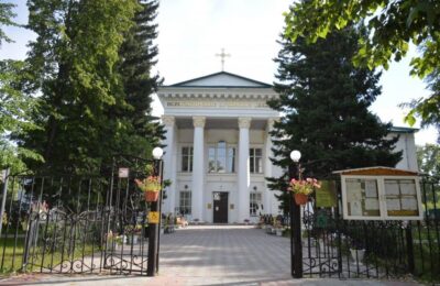 Расписание богослужений в храме Новосибирской духовной семинарии 22 — 28 апреля-2024