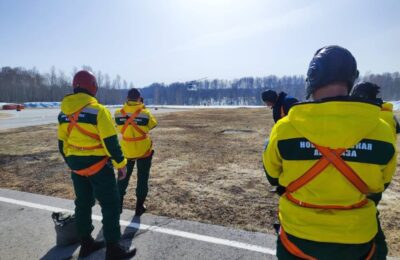 Десантники-пожарные Новосибирской области в реальных условиях подготовились к сезону лесных пожаров