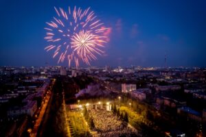 Артиллерийский салют прозвучит на набережной в Новосибирске в День Победы-2024