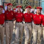 Медалями за участие в параде-2024 в Новосибирске наградили юнармейцев из города Обь