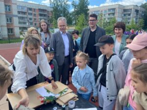 Более 70 тысяч детей проведут летний отдых в пришкольных лагерях в Новосибирской области