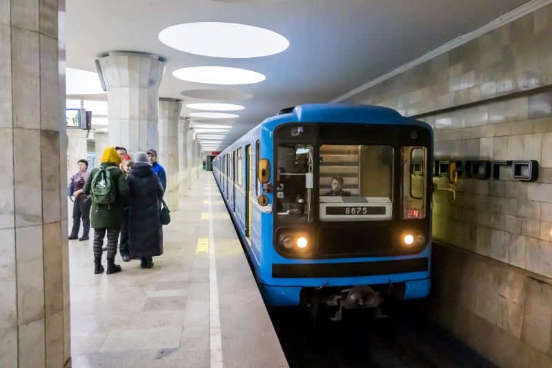 О процессе обновления вагонов метро рассказал мэр Новосибирска Кудрявцев