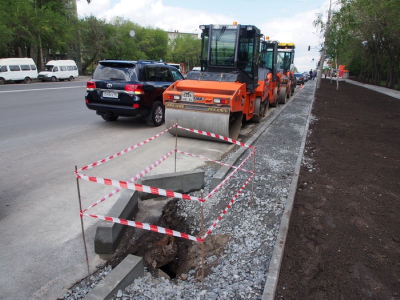 Порядка 35 километров тротуаров отремонтировали в Новосибирской области по нацпроекту