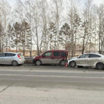 Водитель пострадал в массовом ДТП рядом с аэропортом Толмачёво под Новосибирском