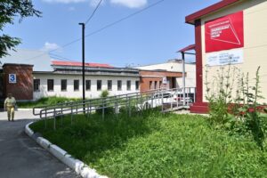 Заместитель губернатора Юрий Петухов провёл совещание по развитию онкослужбы области