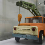 Ностальгическая выставка советских игрушек начала работу в Новосибирске