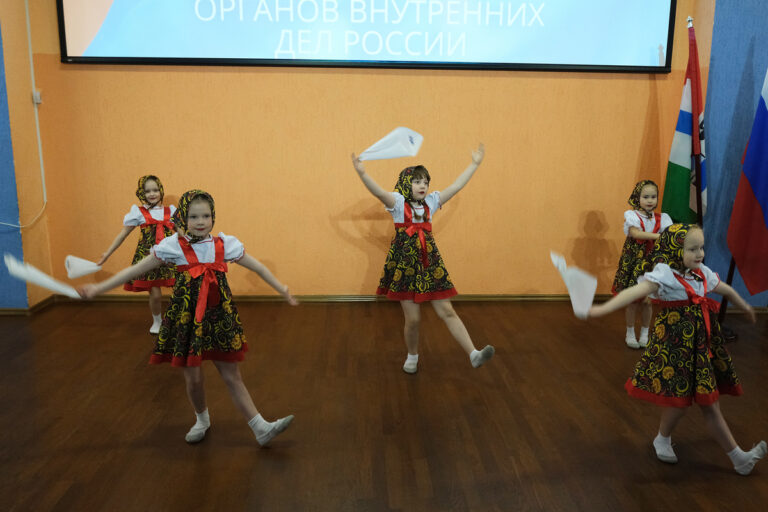 06-mlguobmYU5UkQ3LwWBtmFPWdjG0WIsRZopwjaktNOog5XztvkiheCA-Szaf3vTiRCqrisAPqS7tWM