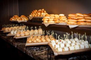 Гастроэнтеролог Вячеслав Леонтьев рассказал о лечении синдрома раздраженного кишечника