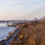 Губернатор сообщил о планах открыть рабочее движение по новому мосту через Обь в декабре