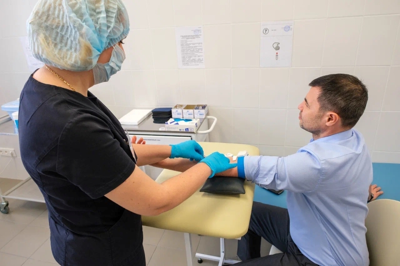 Первый этап диспансеризации завершили более 860 жителей Новосибирской области