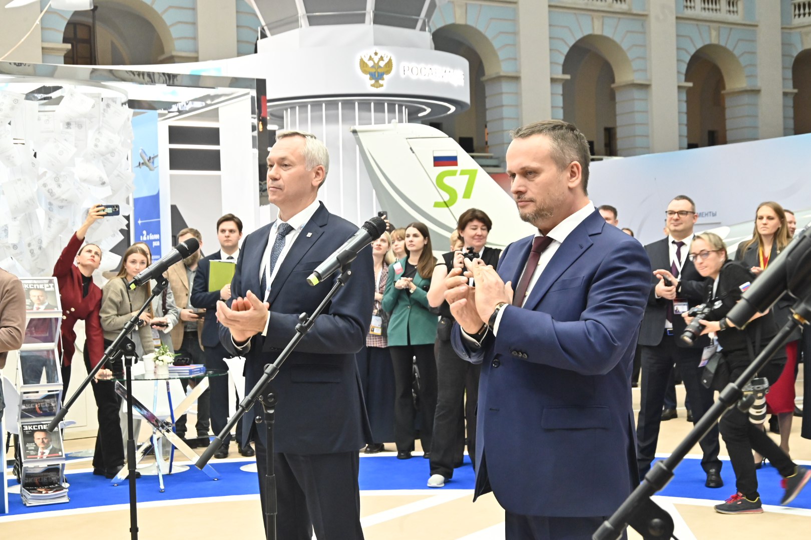 Реконструкция аэропорта Толмачево продолжается вводом новых рулежных дорожек