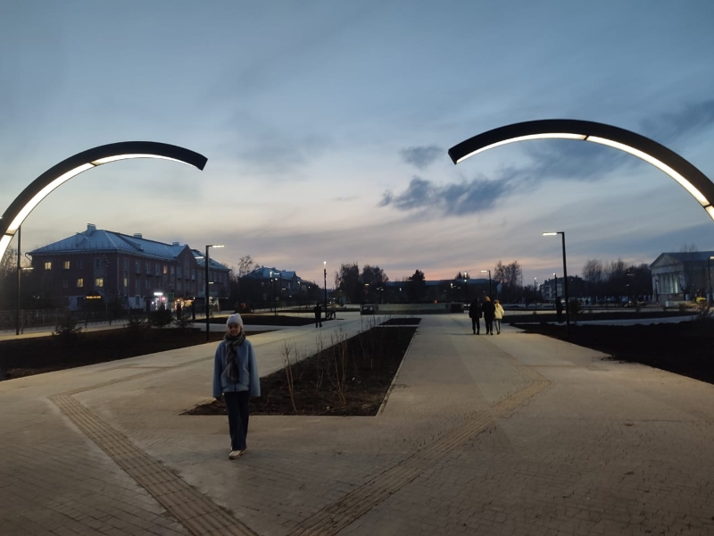 В Барабинске благоустроили центральную площадь и парк культуры по нацпроекту