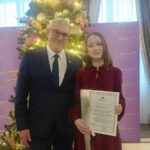 Юная солистка из города Оби стала стипендиаткой губернатора Новосибирской области