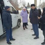 Глава города Оби Сергей Синяев лично проверил качество уборки снега на улицах