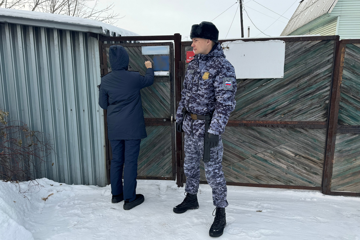 Житель Оби спешно погасил долг в 700 тысяч, чтобы не лишиться автомобиля