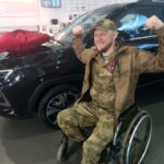 Ключи от новых автомобилей получили ветераны СВО в Новосибирской области